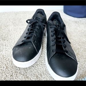 Mens shoes
